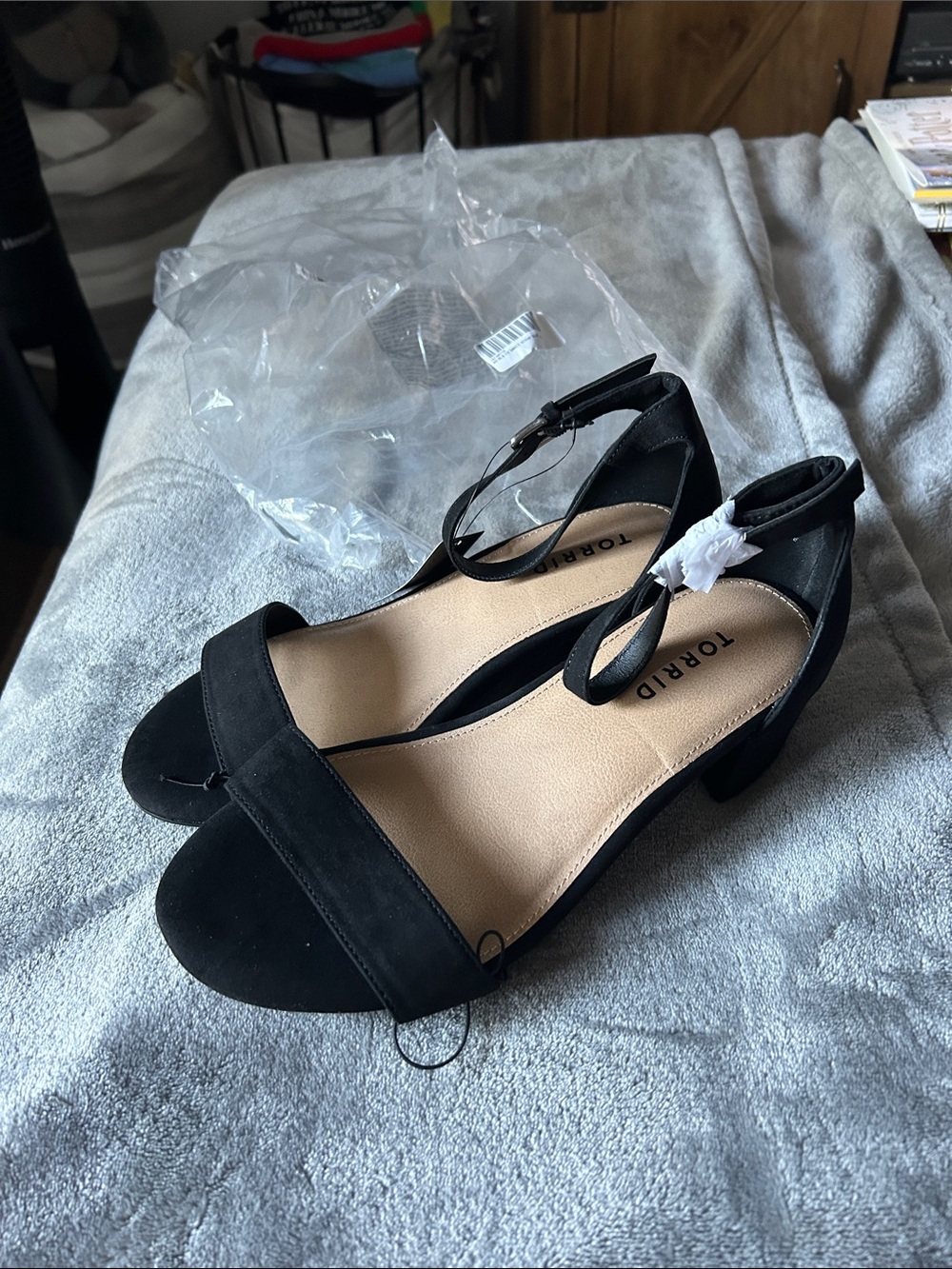 torrid Black Ankle Strap Block Heels with Single-Band Front - Picture 4 of 6